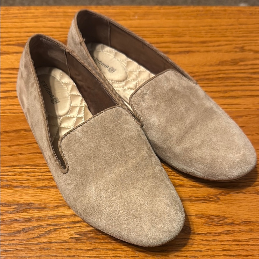 Women’s Birdies Tan Suede Loafers